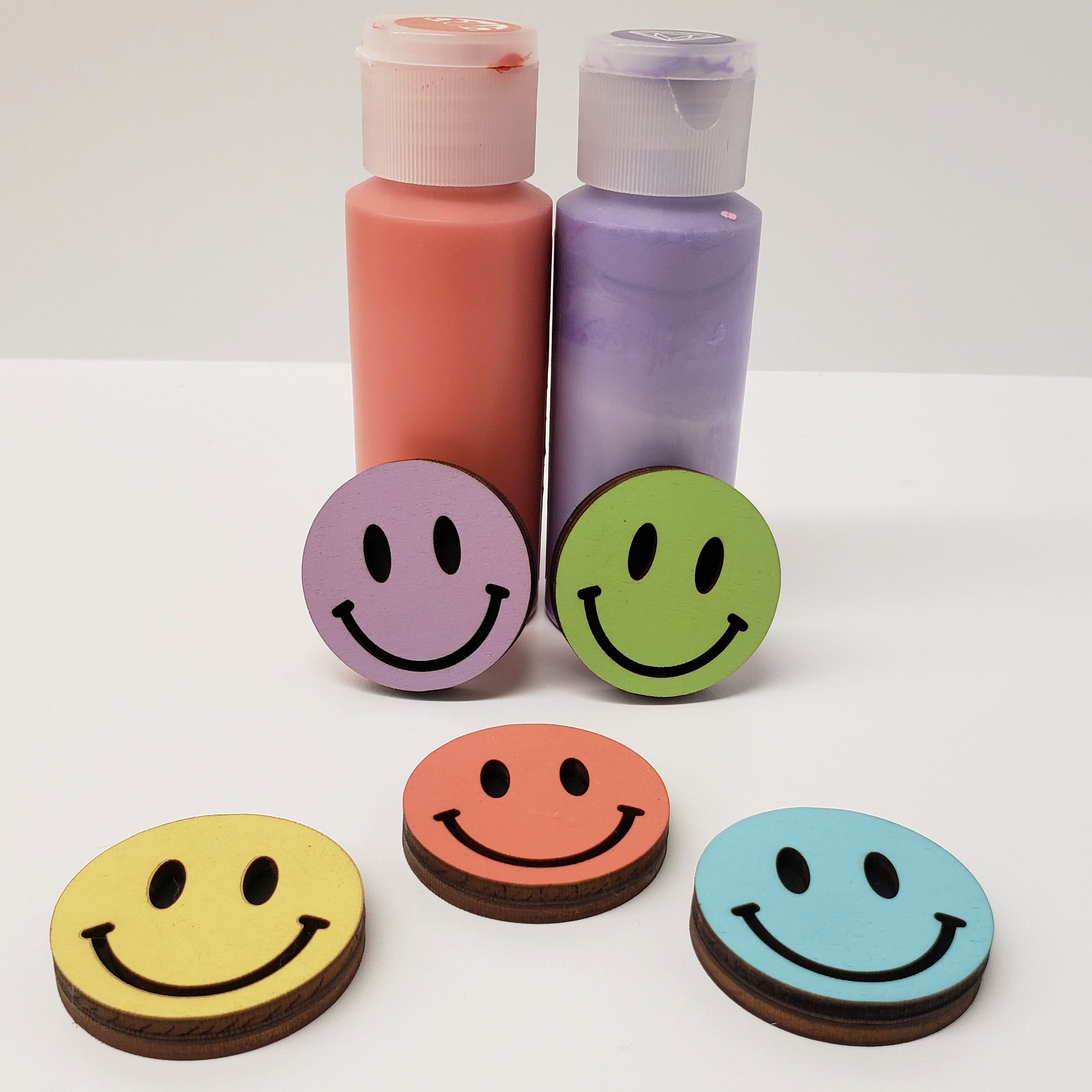 Colorful Smiley Face Magnets – Set of 5